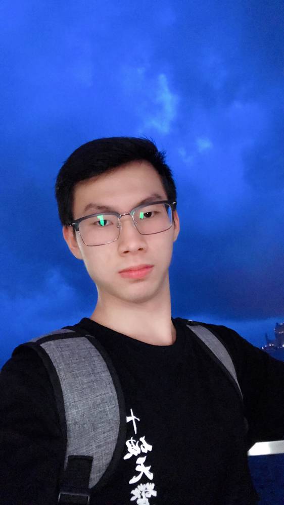 罗丶生的照片