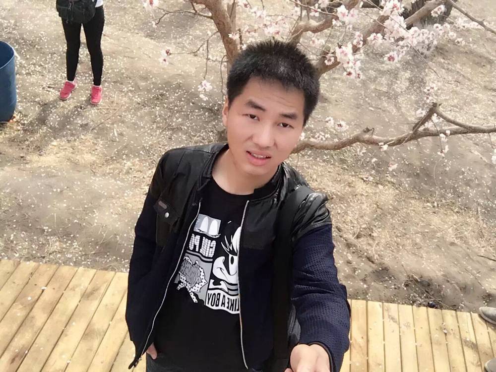 爱在一念的照片
