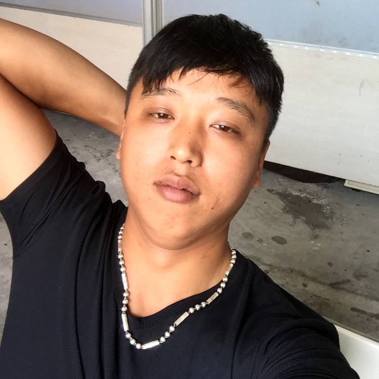 纯情蓝天的照片
