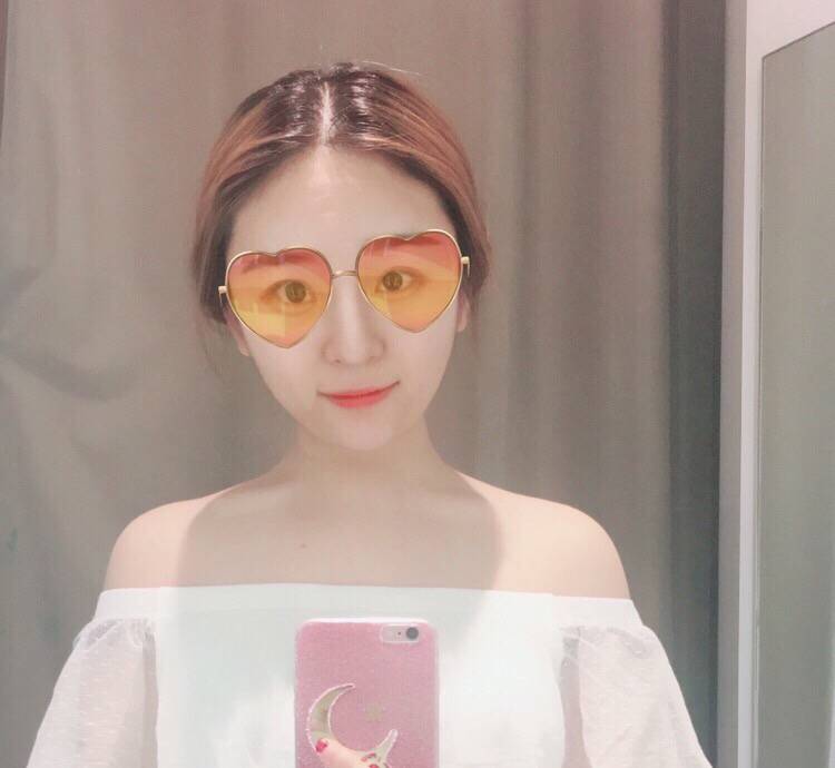 伶俐微凉的照片