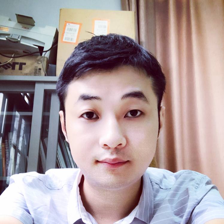 画虎十年的照片