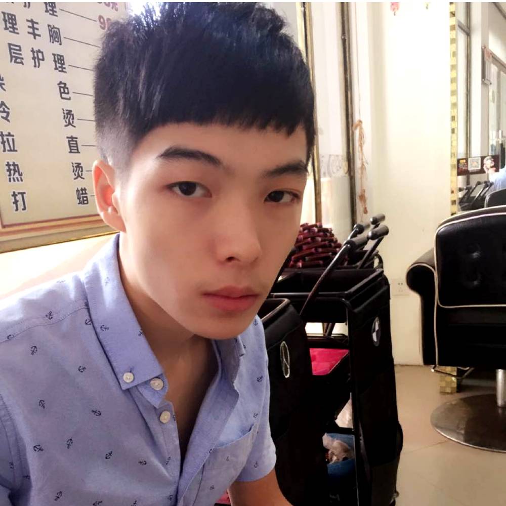 漂亮醉梦的照片