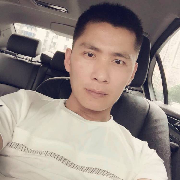 池万万的照片
