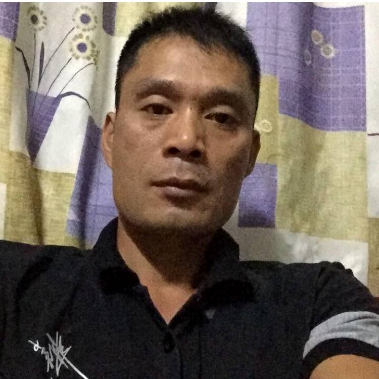 张容仑的照片