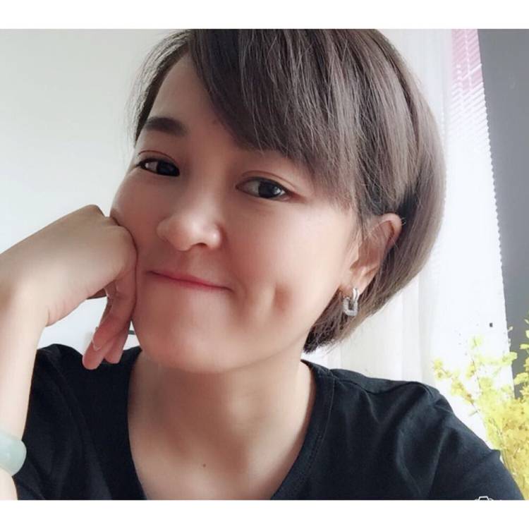张，，的照片