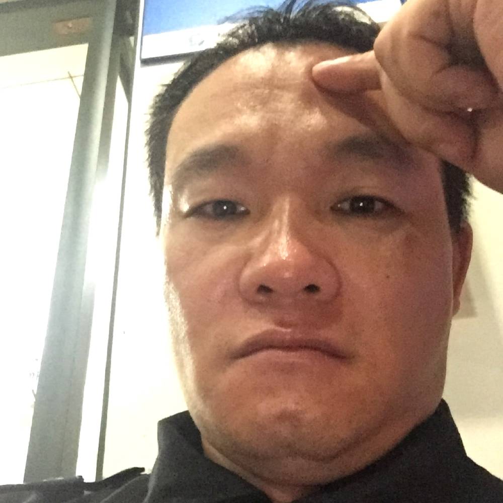 知性烤鸡的照片