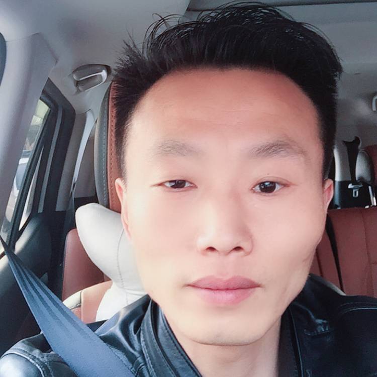 魁梧矜柔的照片