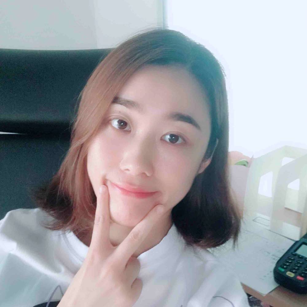 Miss罗罗的照片