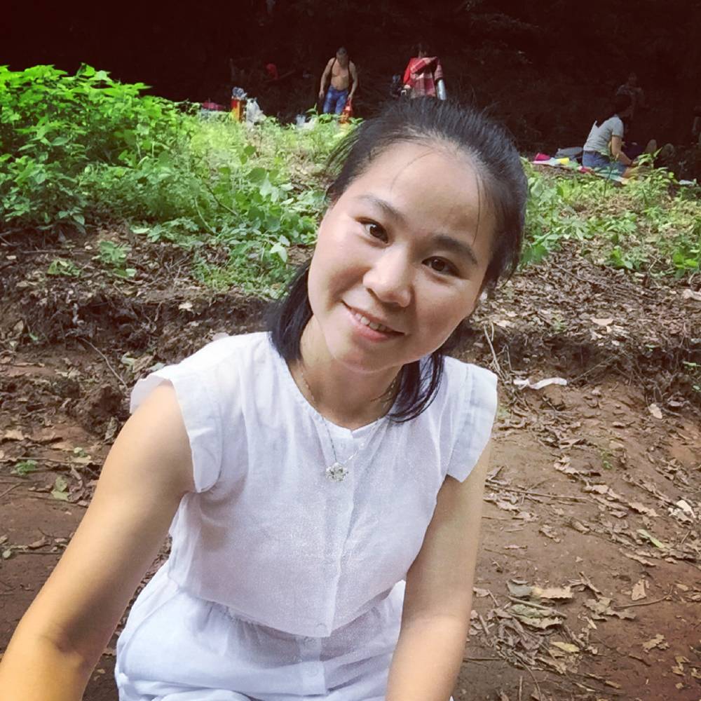 小关晴子的照片