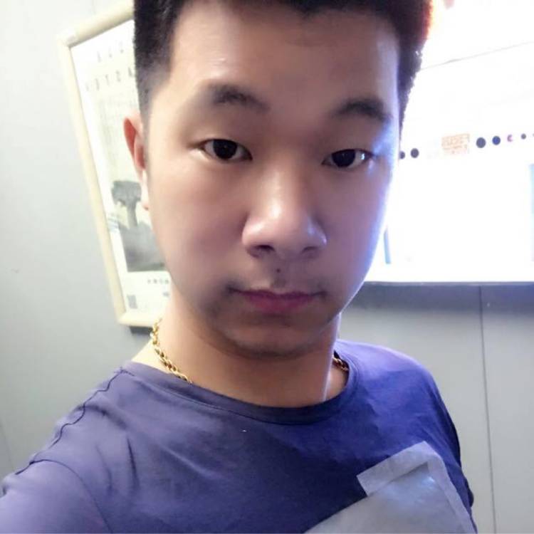 莫越倾城的照片