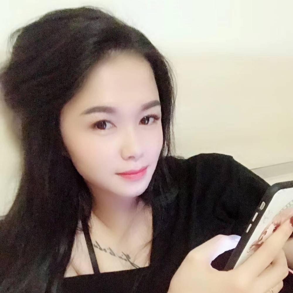 正直戒指的照片