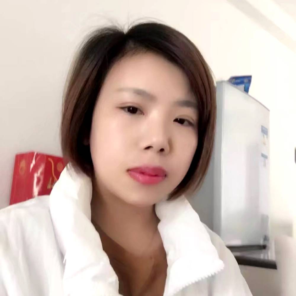 沉静百褶裙的照片
