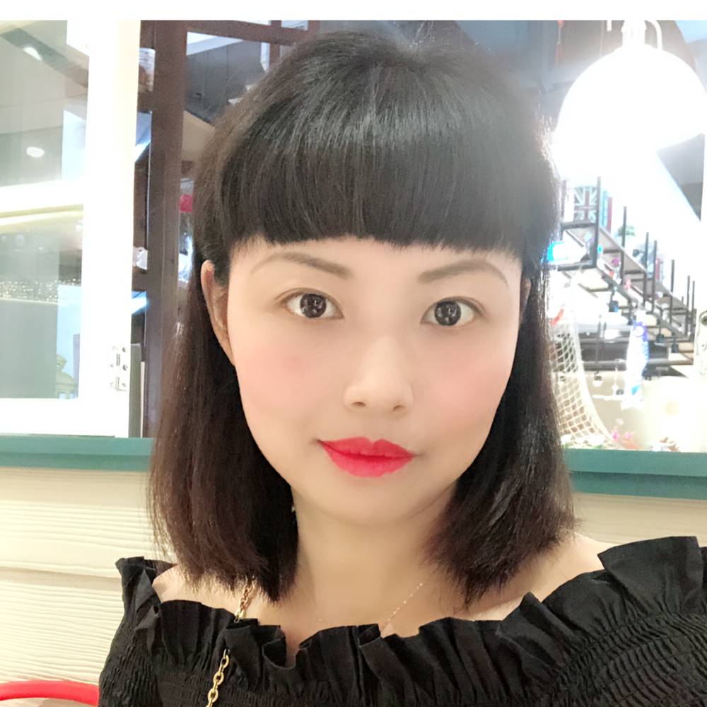 无私初妆的照片