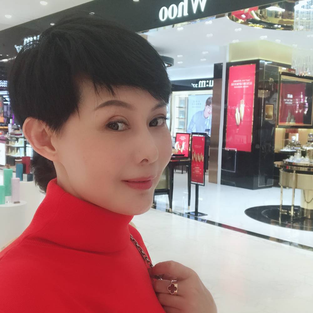 果娜的照片
