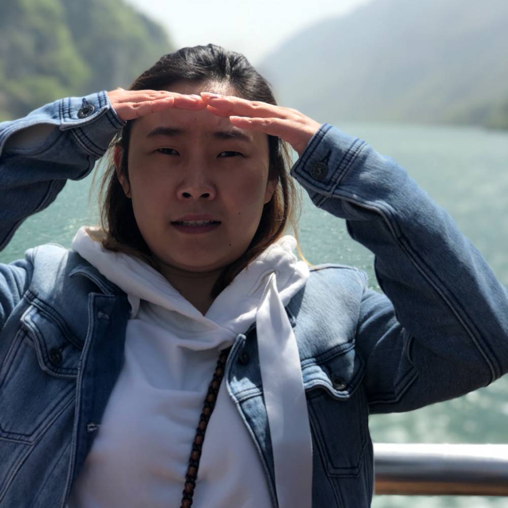 唠叨灯泡的照片