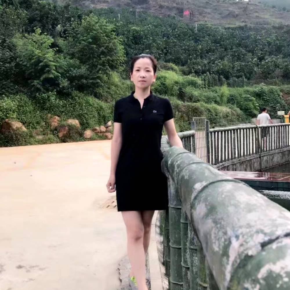 我们的小兔子的照片
