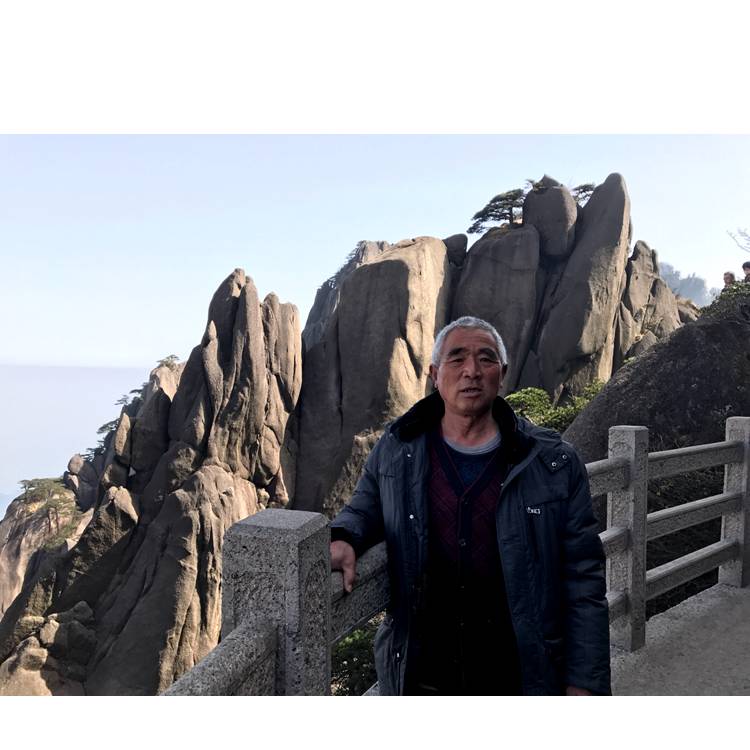 农村老头的照片
