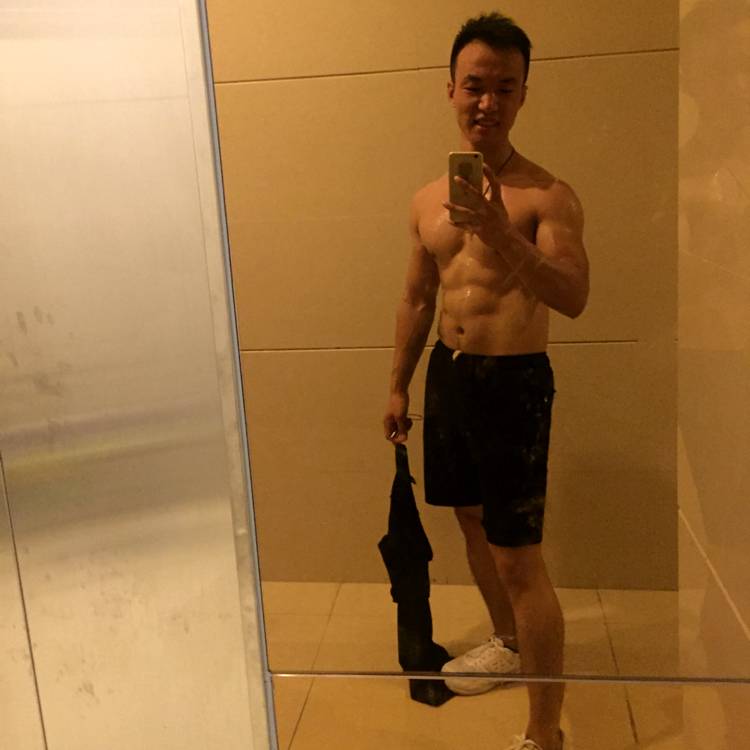 月兒像檸檬的照片