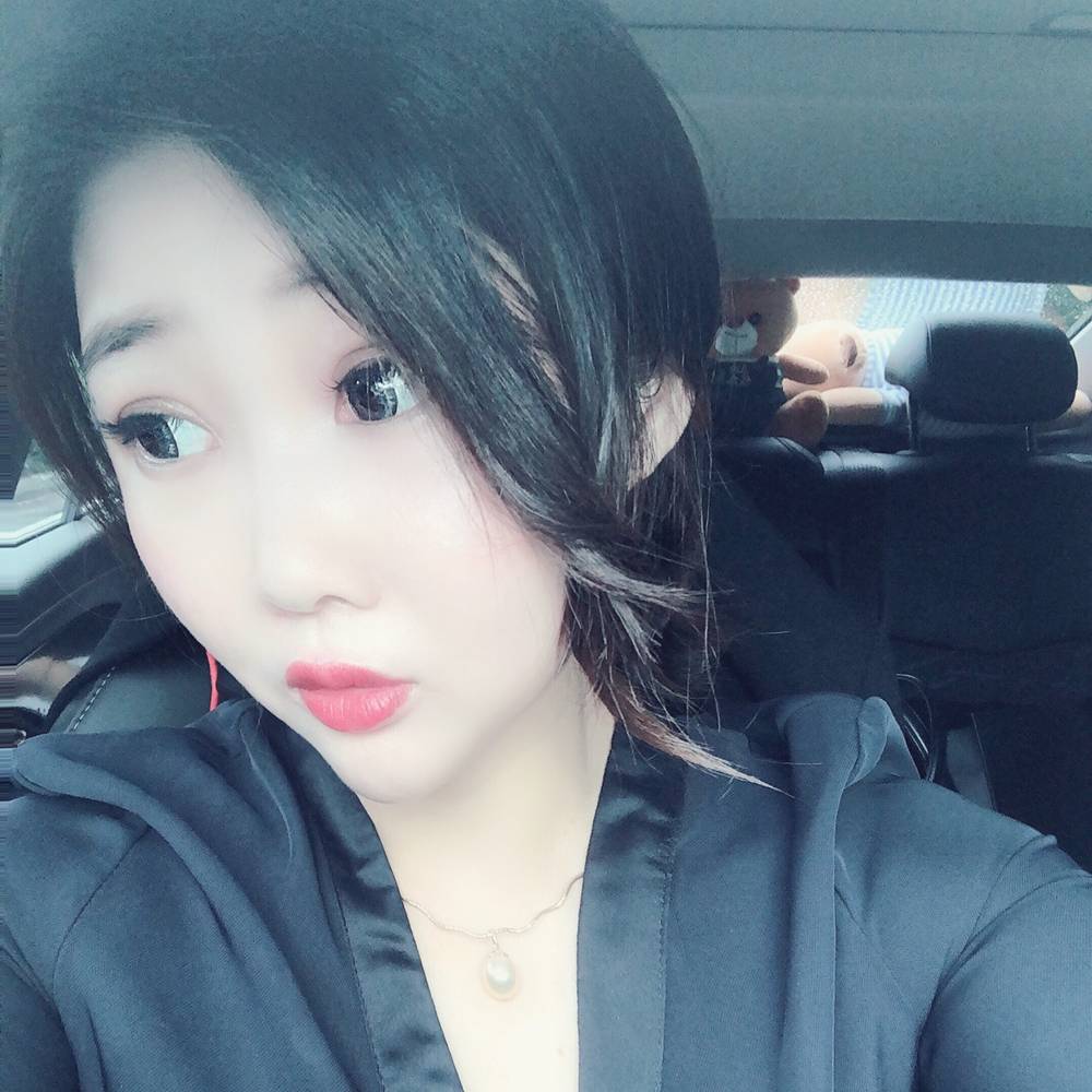 Lucy.洁的照片