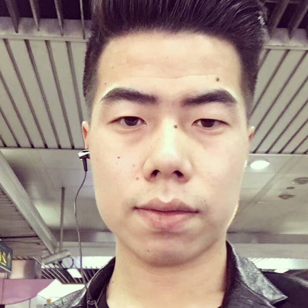 自觉海燕的照片