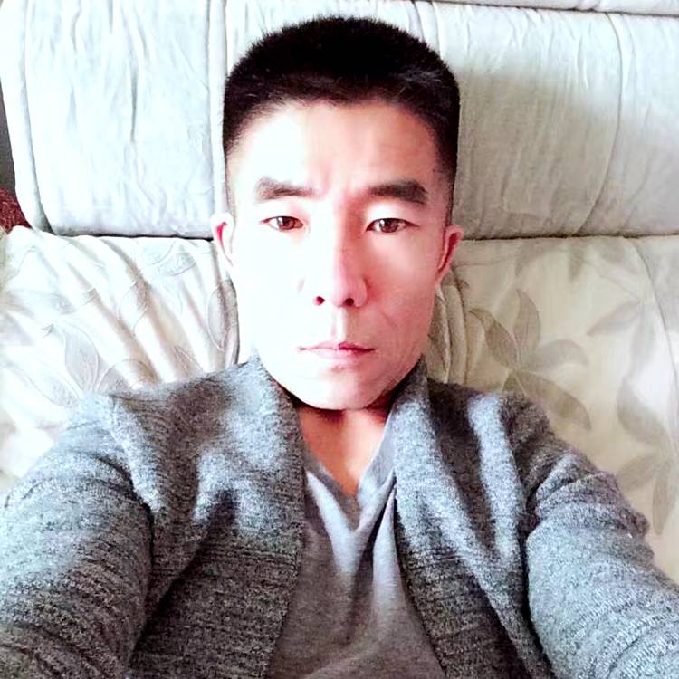 害羞醉月的照片
