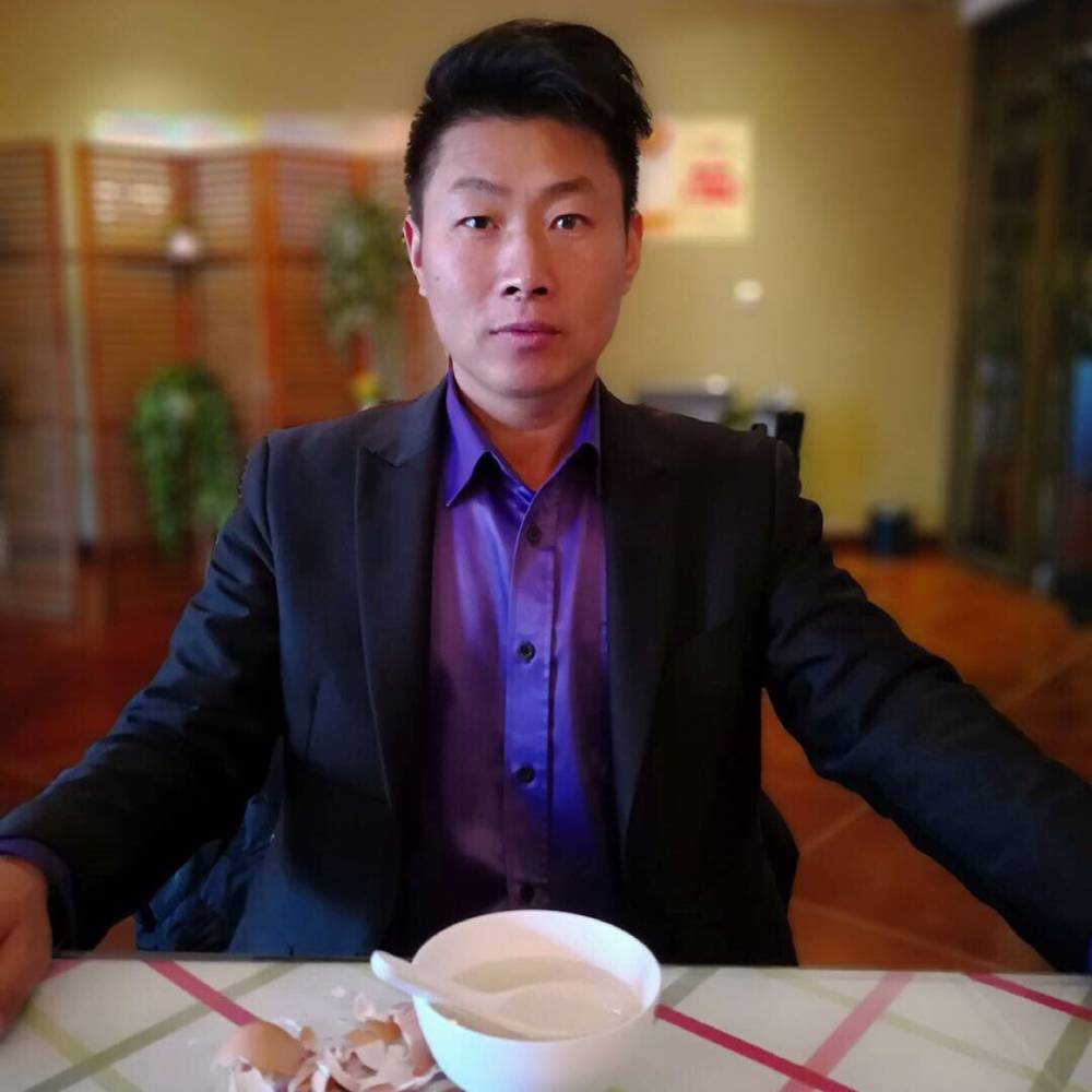 结实棒球的照片