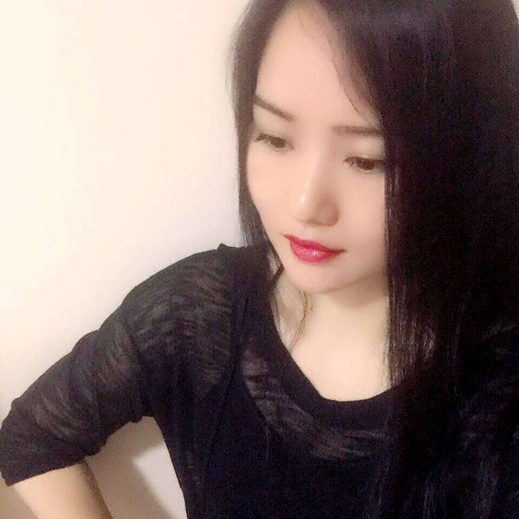 爱笑红牛的照片