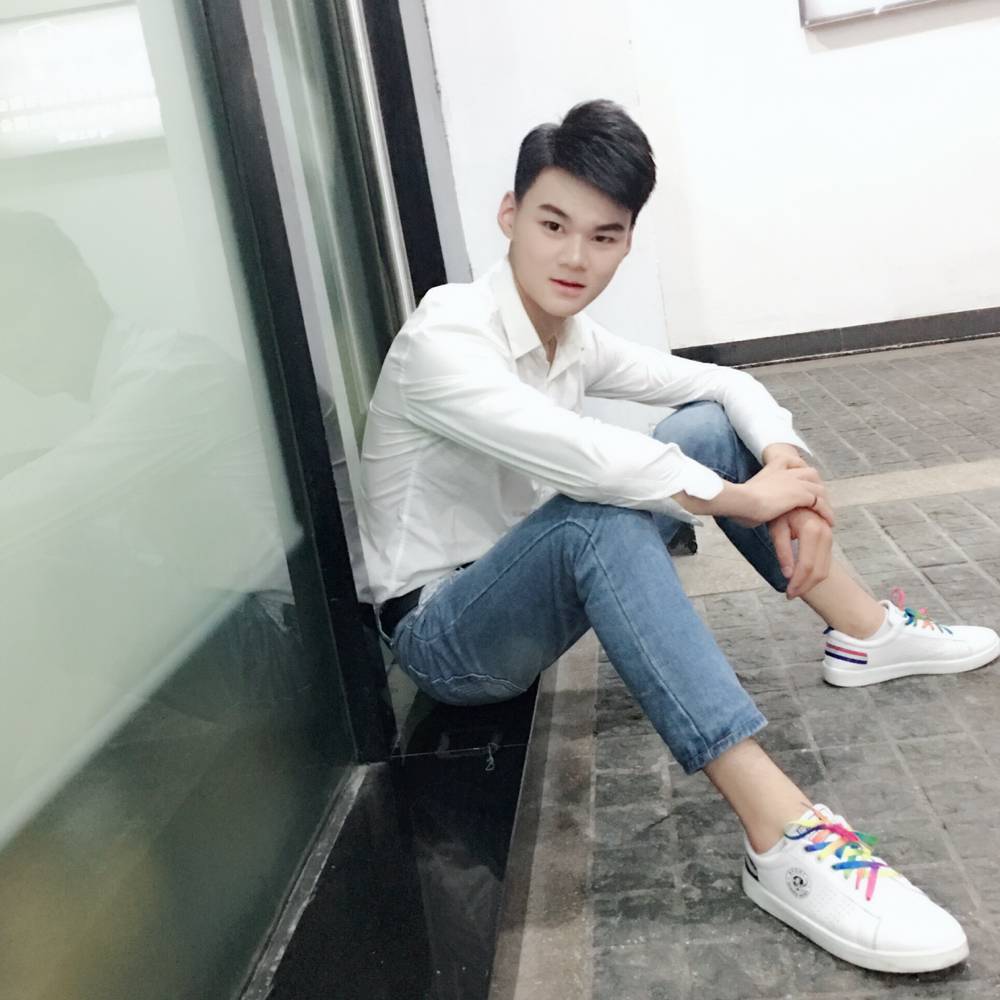 A俊龙的照片