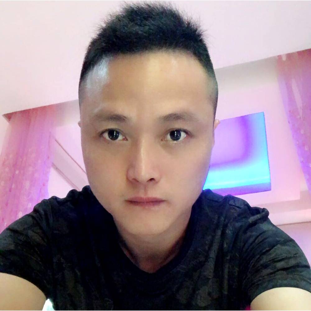 爷是东哥的照片