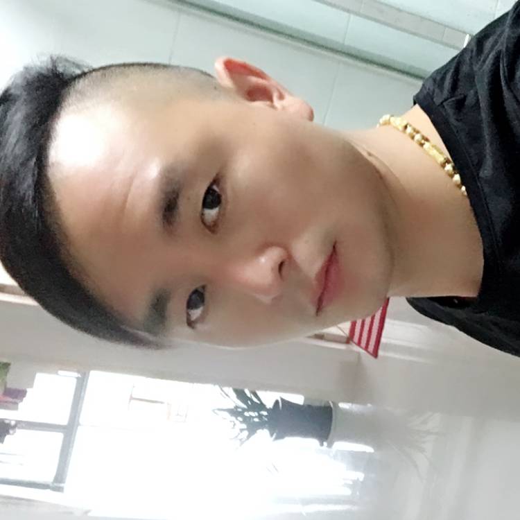 称心醉月的照片