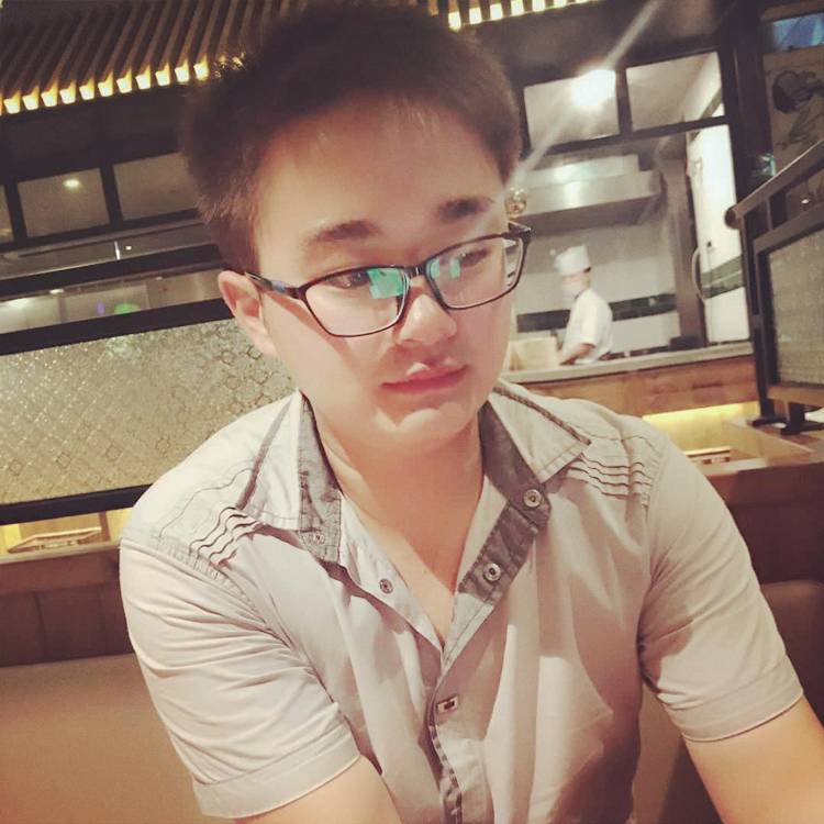 轩辕任的照片