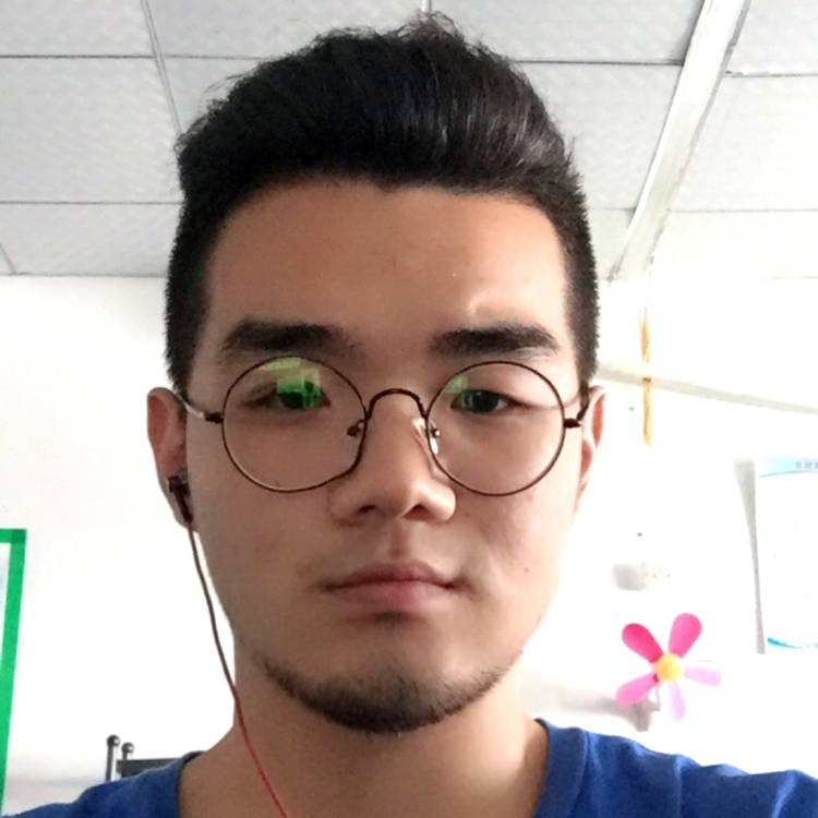 腿毛少年的照片