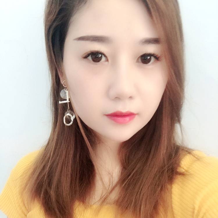 朴实磬音的照片