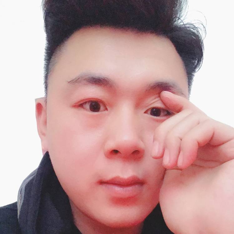 擦夜而过的照片