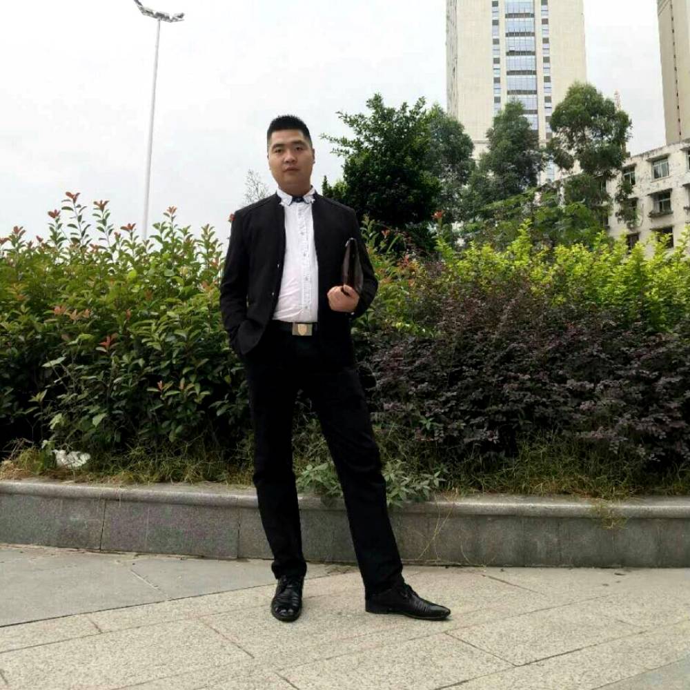 小鹏，的照片