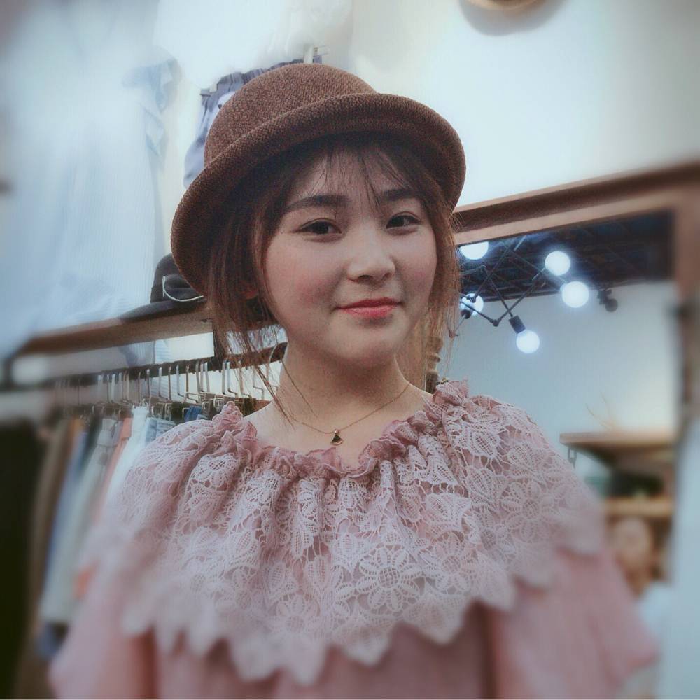 内向跳跳糖的照片