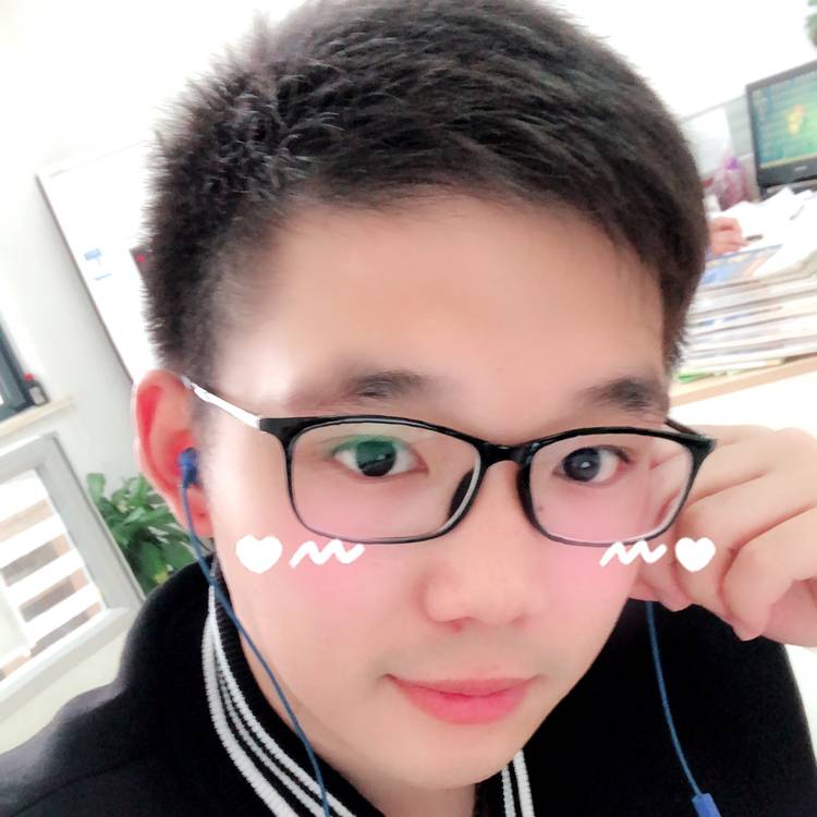 V_ictor的照片