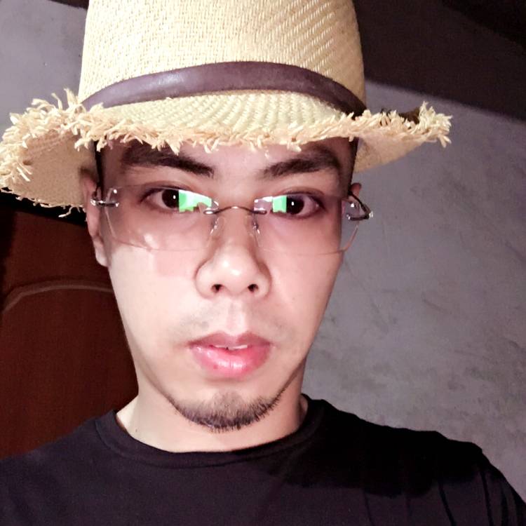 妩媚泪雨的照片