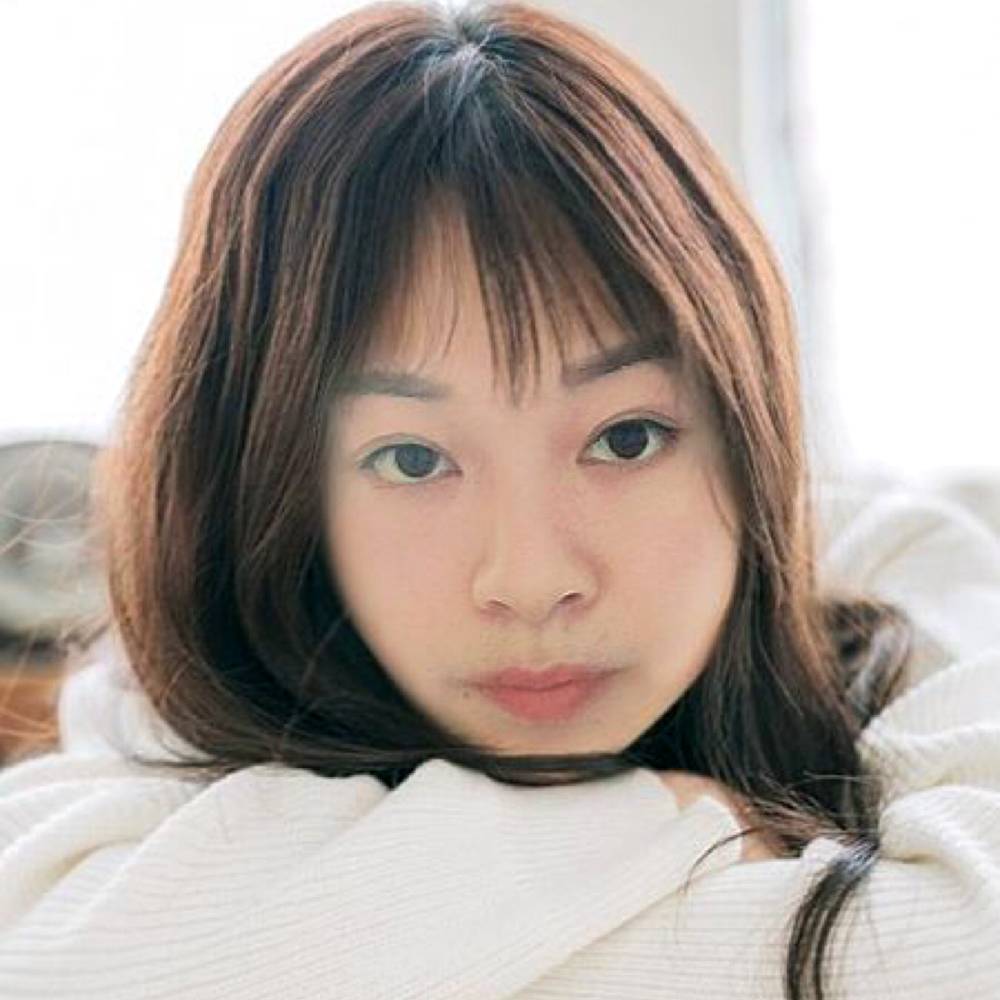 单薄日记本的照片