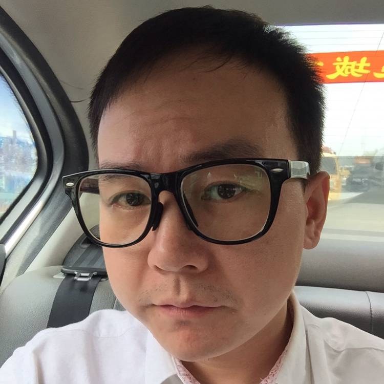 走路一阵风的照片