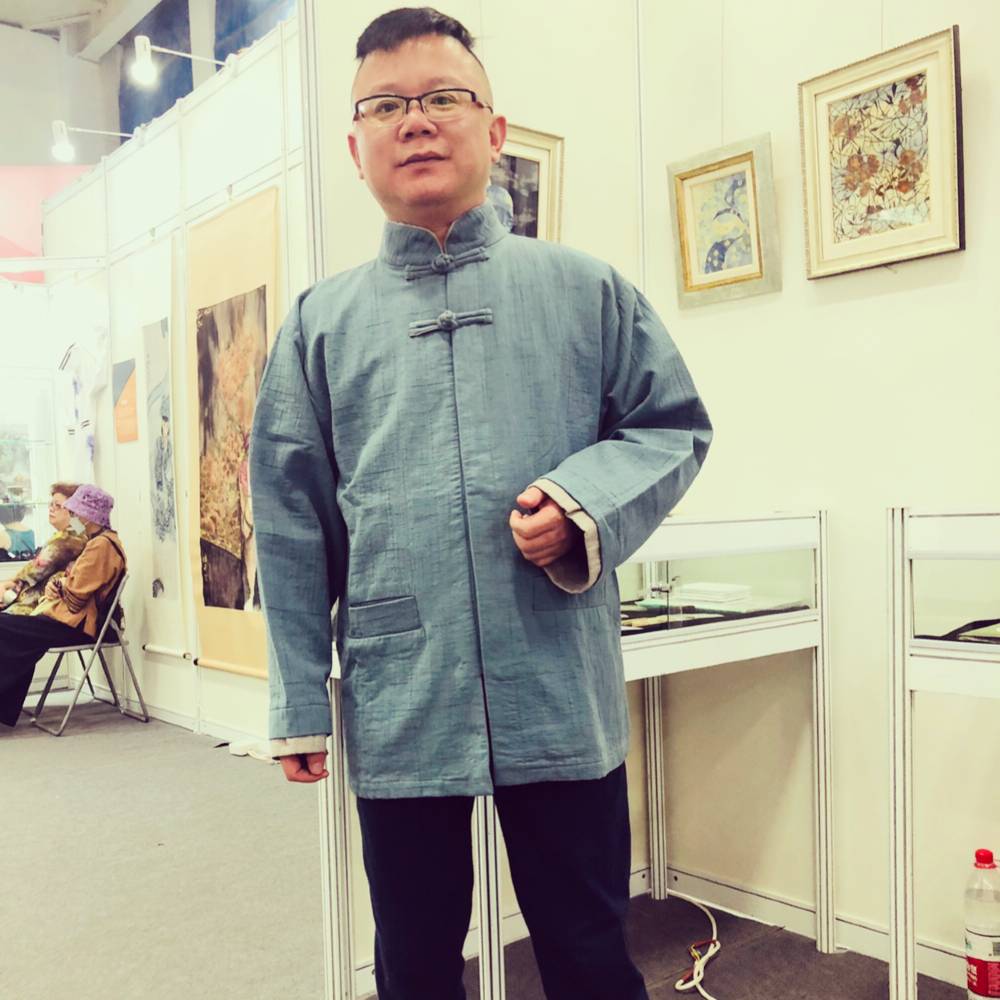 两省总督的照片