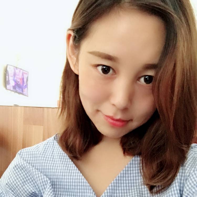 俭朴晨阳的照片