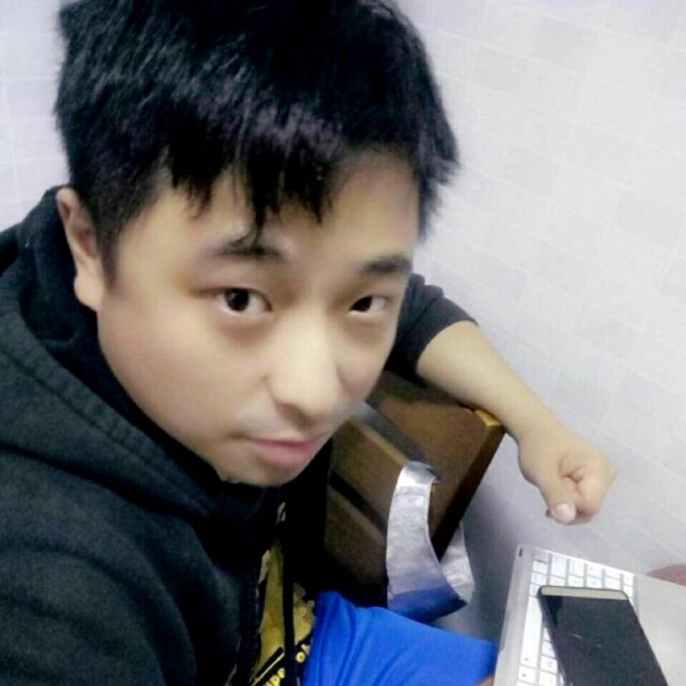 黑涩缱绻的照片