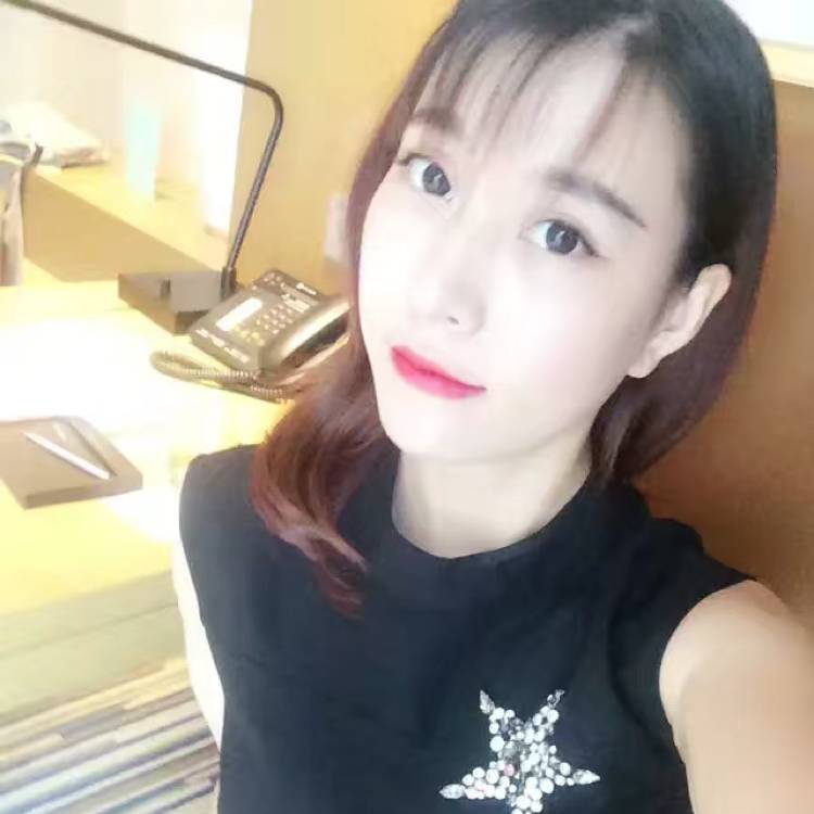 鲤鱼台灯的照片
