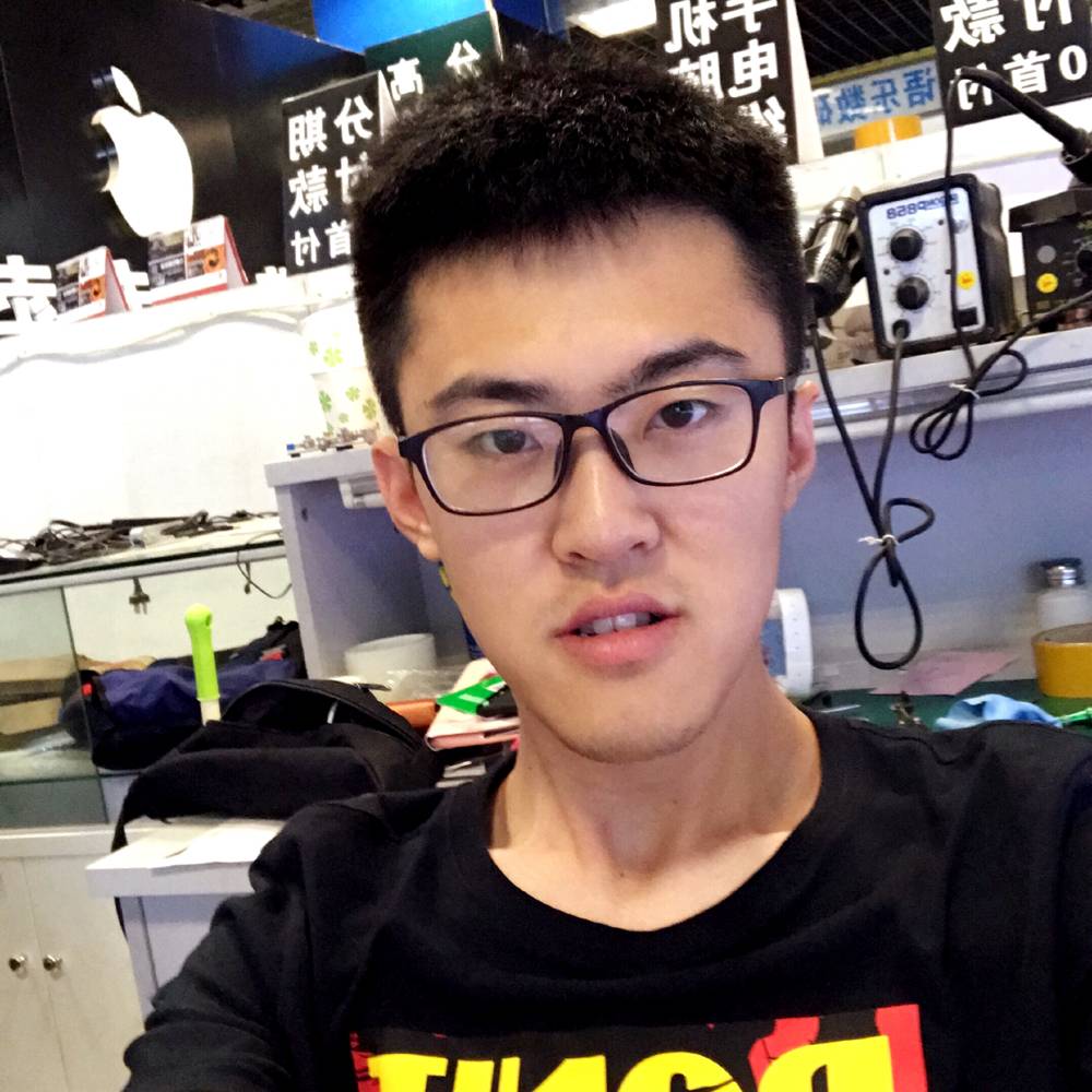 勒布朗哈登的照片