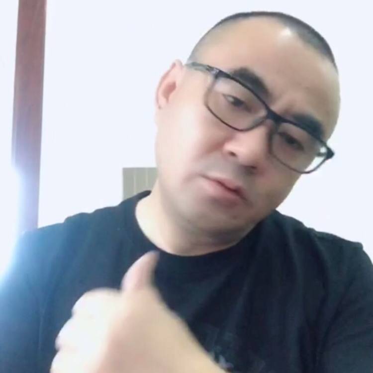 怕孤独期待的照片