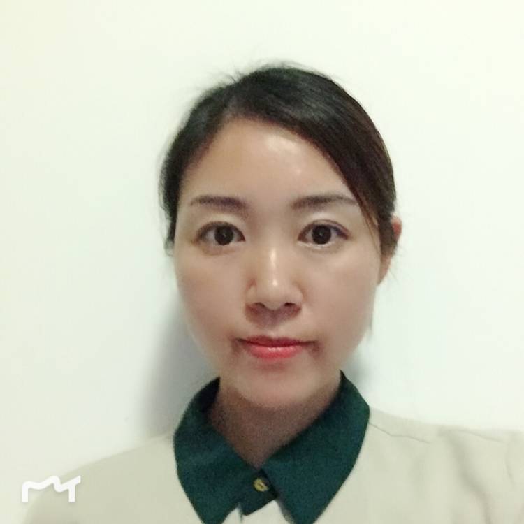美丽路人的照片