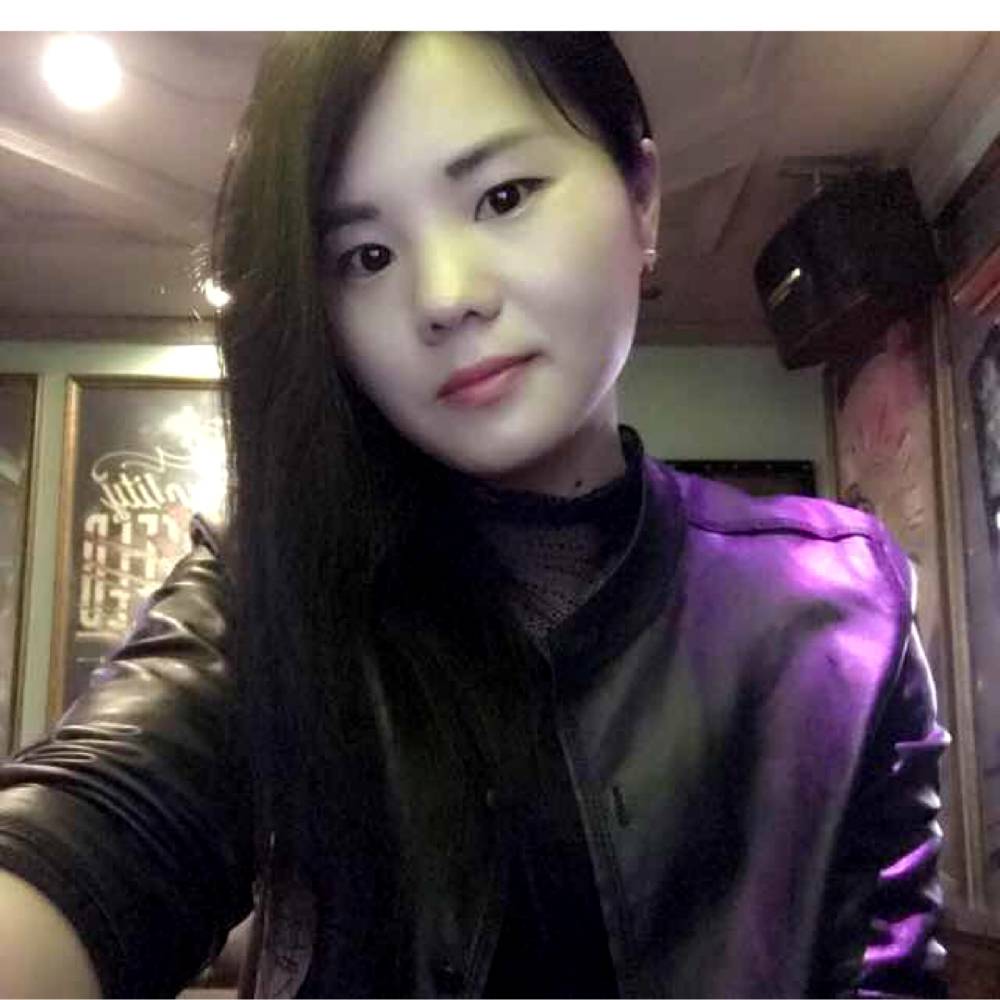 可爱康乃馨的照片