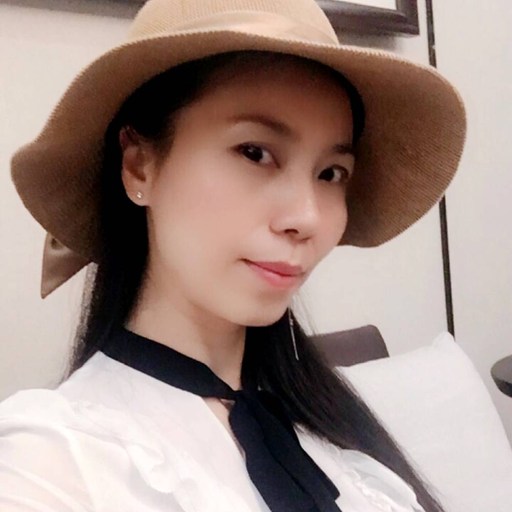 漂亮断夏的照片