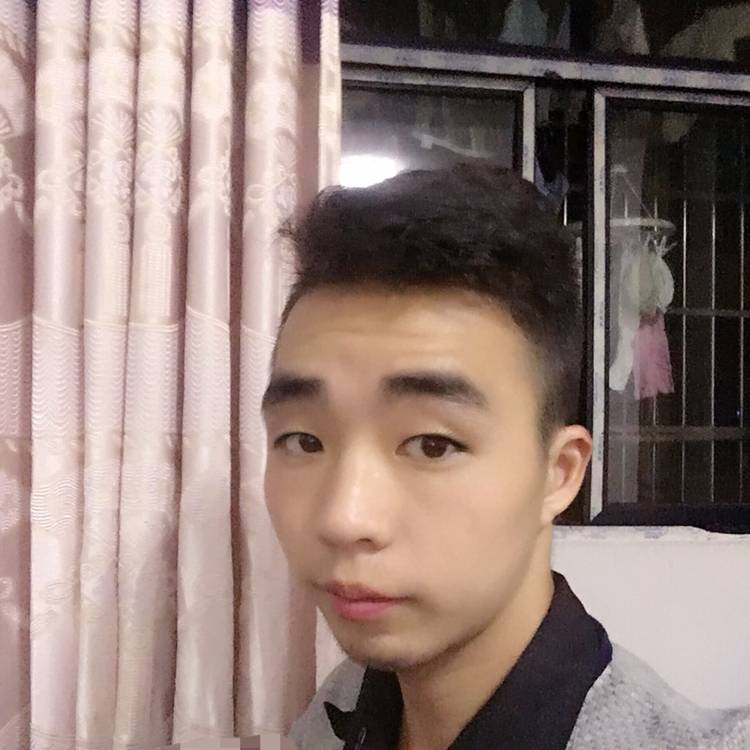 坦率凉城的照片
